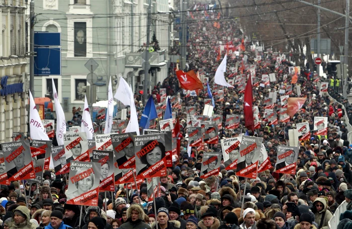 Autorităţile susţin că numărul protestatarilor nu a depăşit 9.500. FOTO: Reuters