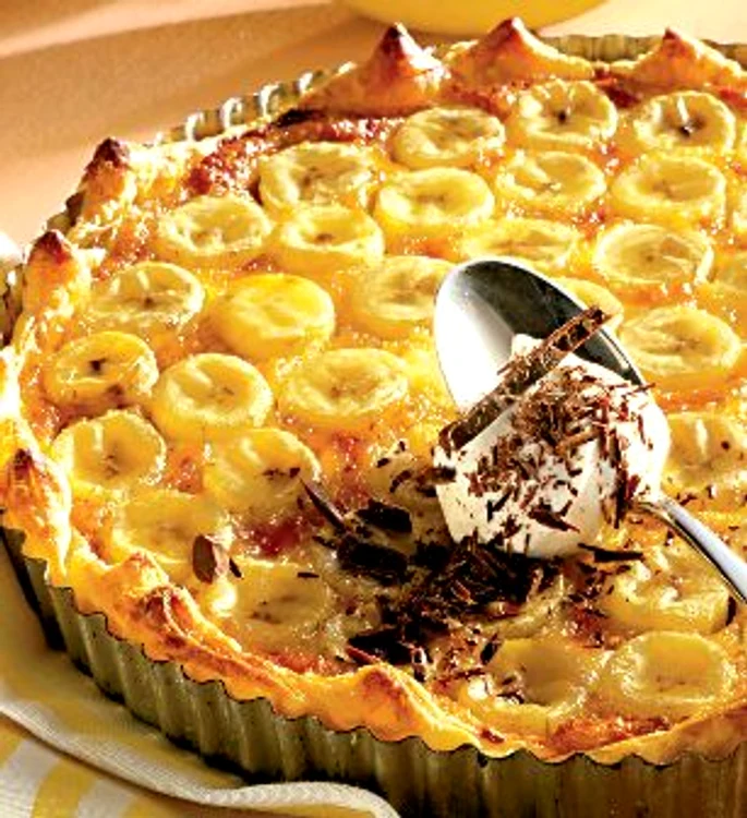 1364920683 4205tarta 20cu 20banane jpeg