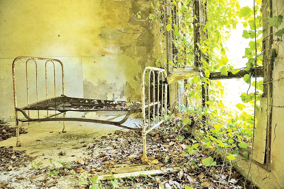 Insula Poveglia, de lângă Veneţia, Italia, e locul unde fantomele oamenilor răpuşi de ciuma bubonică dau fiori oricui