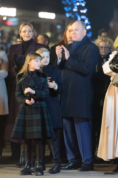 Charlene și Albert de Monaco cu copiii lor profimedia 0957891101 jpg