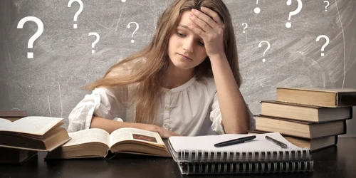 elev studiu adolescenta scoala FOTO shutterstock