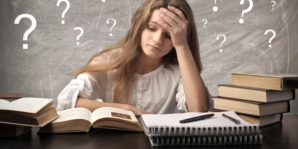 elev studiu adolescenta scoala FOTO shutterstock