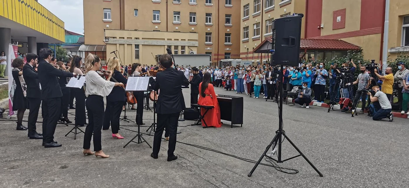 
    Concert de mulțumire pentru medicii de la „Matei Balș”  