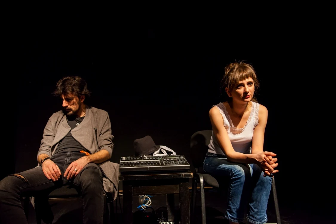 foto piesa de teatru respiratii
