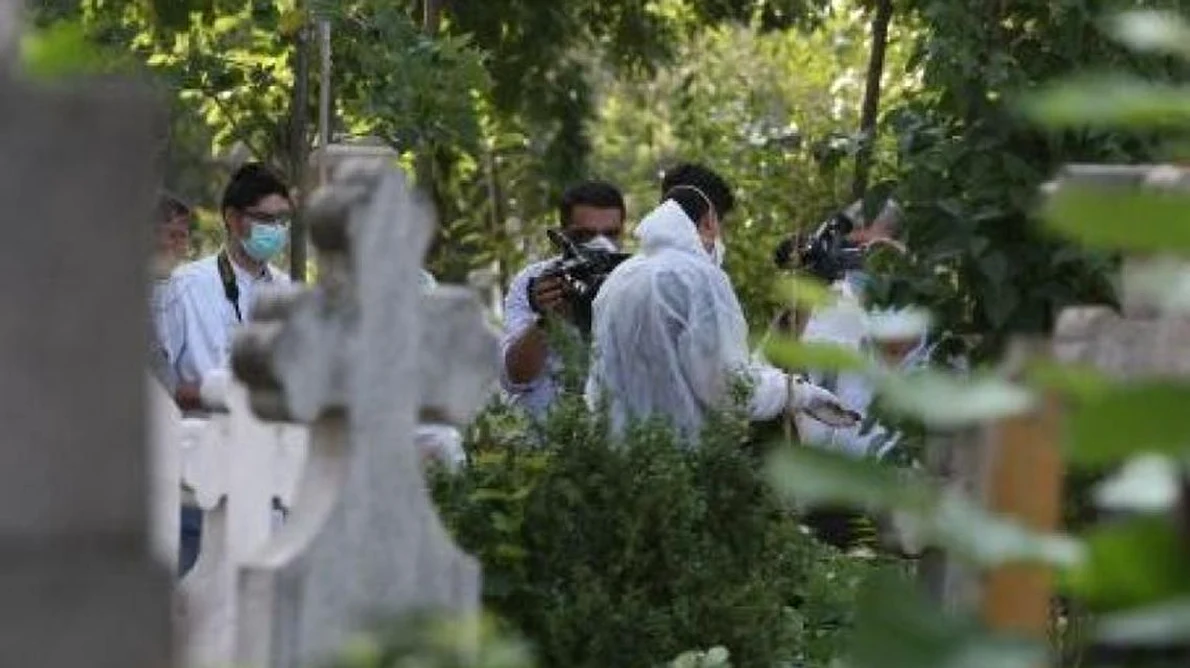 Valentin Ceauşescu nu avea dreptul să interzică accesul în cimitir jpeg
