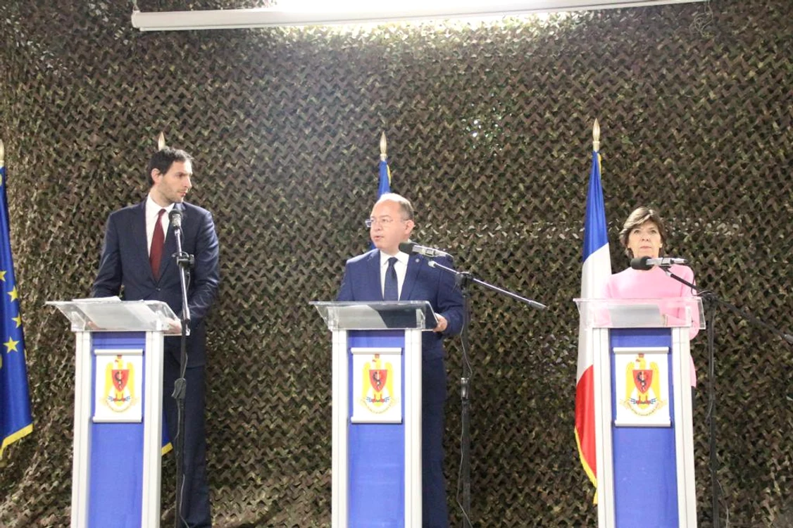 Ministrul Aurescu, alături de omologii din Franța și Olanda FOTO: MAE