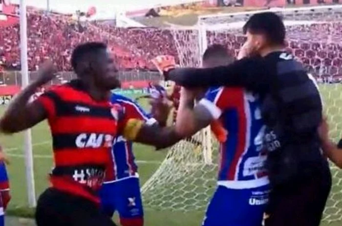 
    9 jucători au fost eliminati  