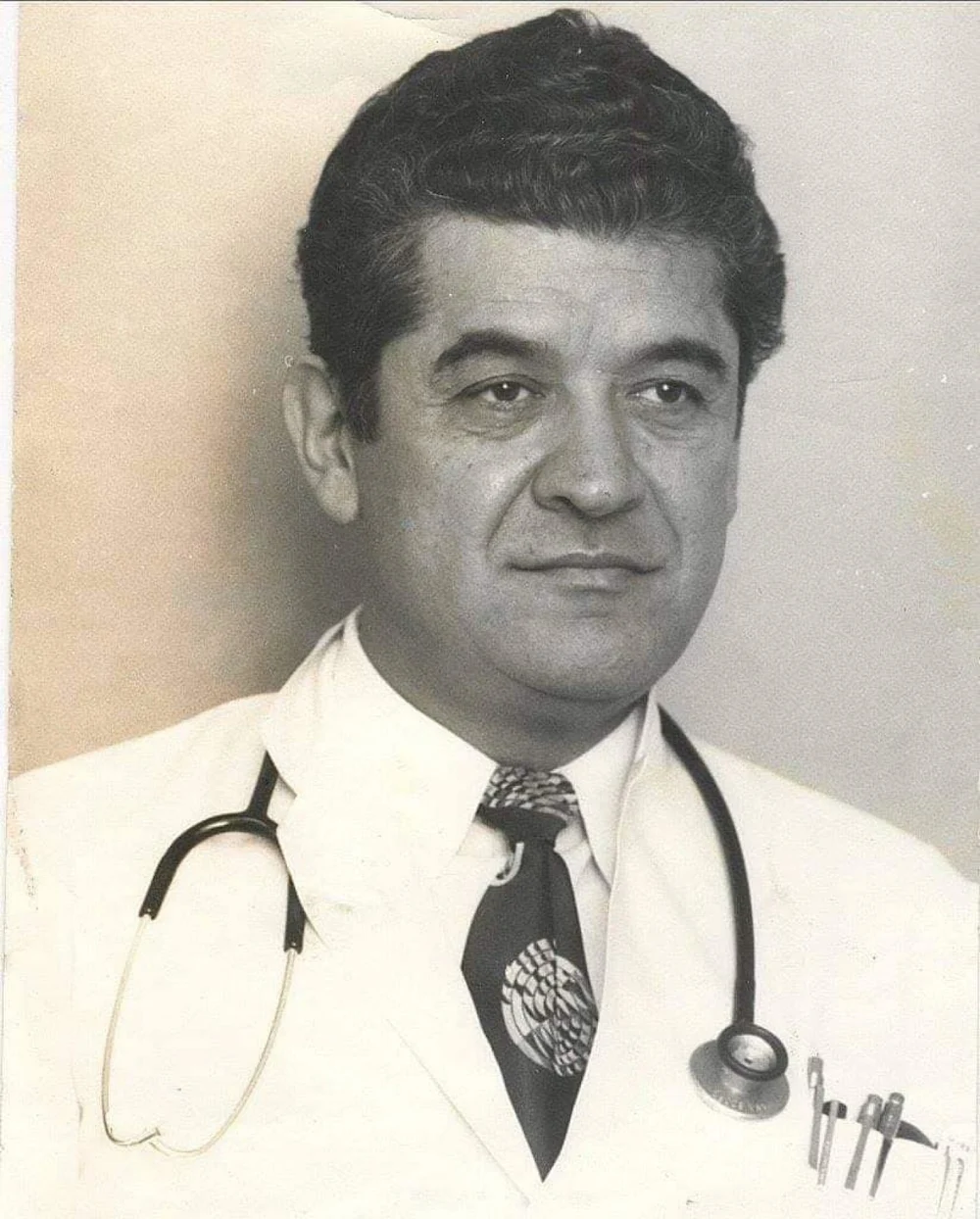 30 aprilie: 5 ani de la moartea lui Ioan Pop de Popa, medicul care a efectuat prima operaţie pe cord deschis din România, în 1973