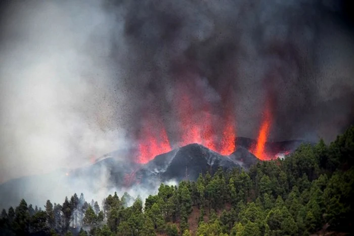Norul toxic va rămâne deasupra României două, chiar trei zile