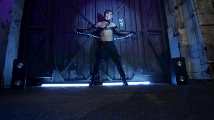 Iubitul Alexandrei Stan a dansat în cluburile din București