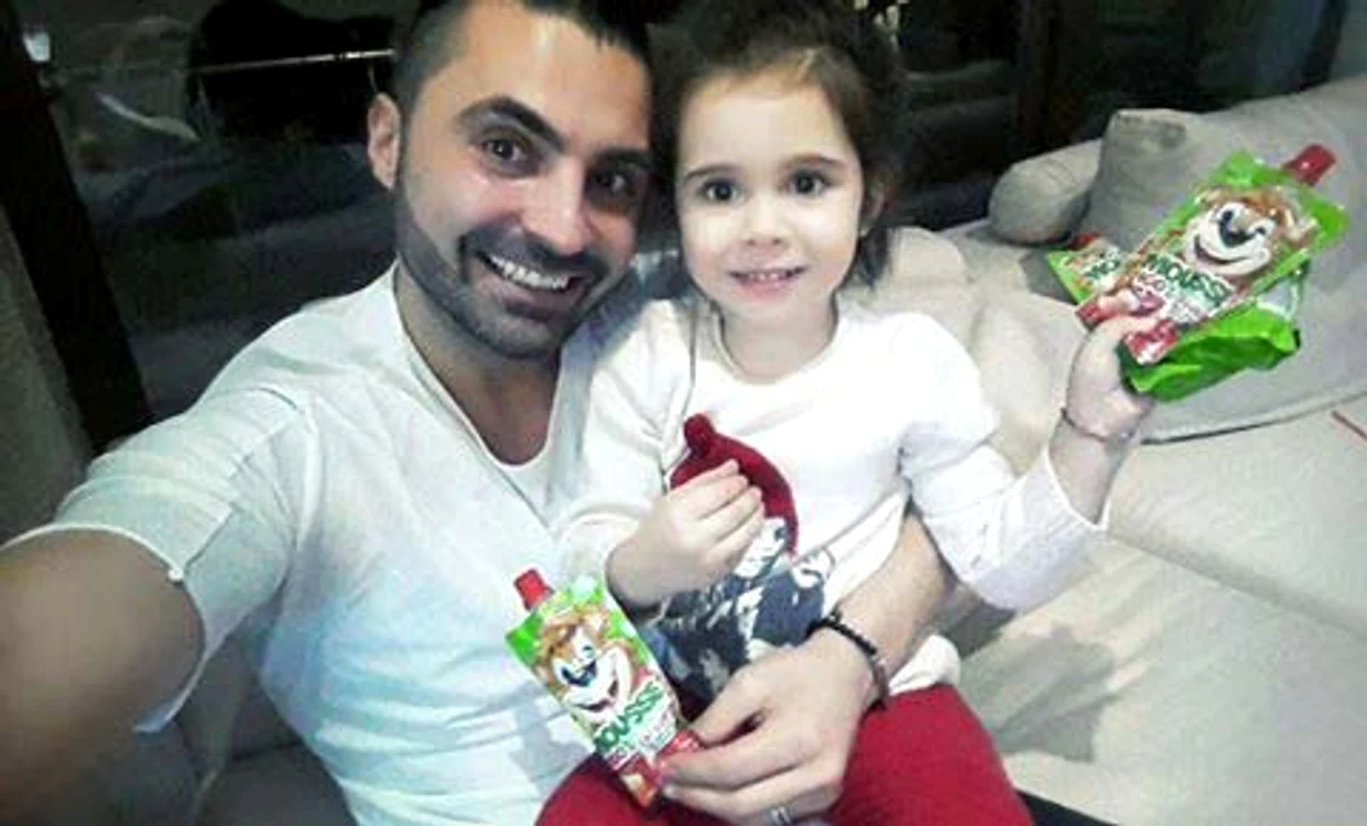 
    Fetiţa lui Pepe e din ce în ce mai frumoasă FOTO: Arhiva personală  