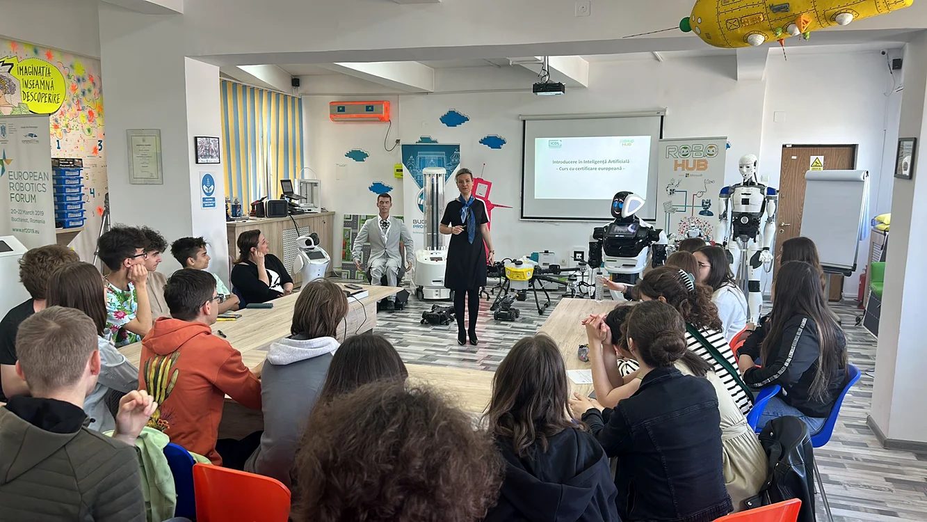 Curs Inteligență Artificială RoboHub.