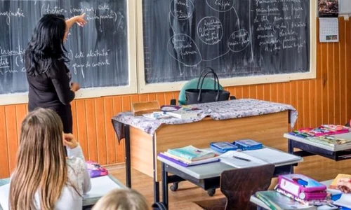 Guvernul a decis: școlile se închid jpeg