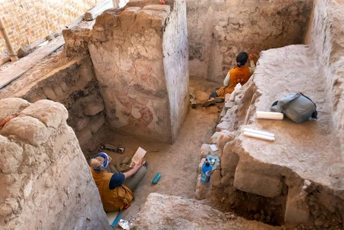 O sală a tronului descoperită de arheologi în Peru (© panamarca.org)