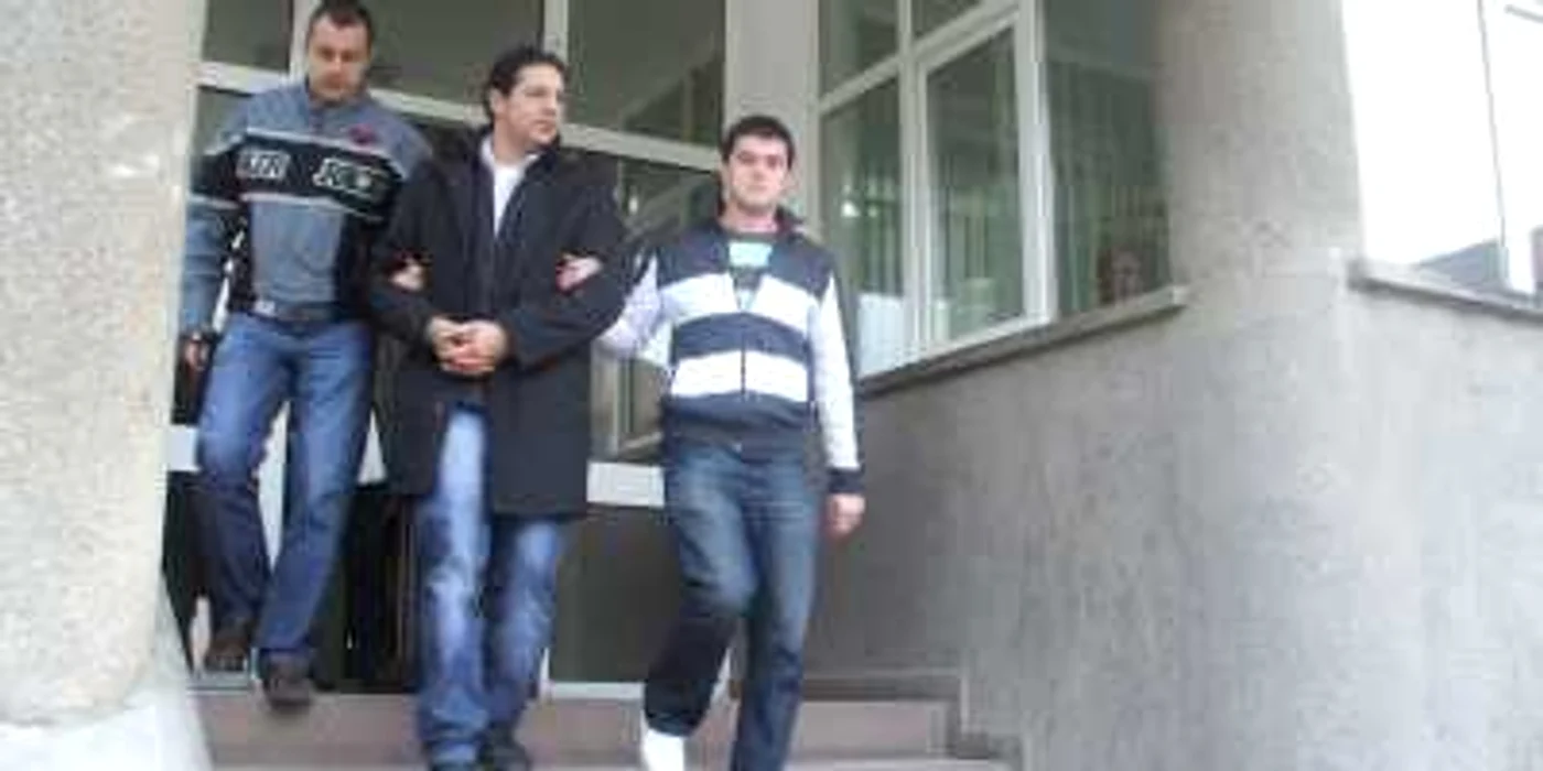 Italianul Giovanni Granieri înainte de a fi prezentat procurorilor