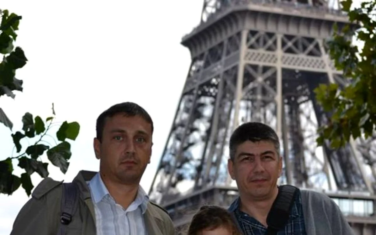 Florin Sîrbu (foto stânga) lucrează în cadrul Comisiei Europene de la BruxellesFoto: adevarul.ro