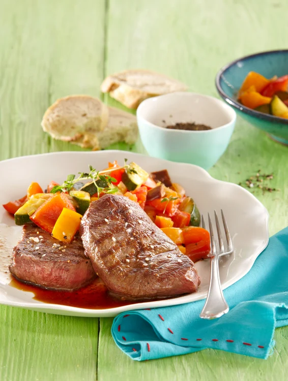 Antricot de vită la tavă