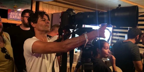 Iulian Ovidiu Bohan - fotograful fără mâini de la NEVERSEA Foto Sînziana Ionescu