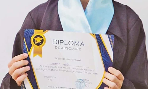 Bogdan Iancu, nu a scăpat de emoţia examenelor  Se pregăteşte de facultate jpeg