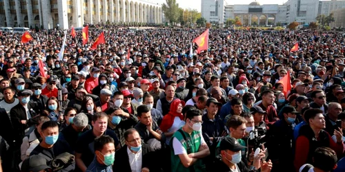 Protest la Biskek Kirgizstan FOTO EPA-EFE