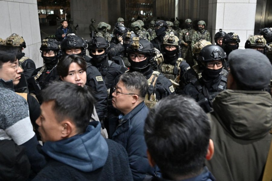  Coreea de Nord, Rusia și China urmăresc desfășurarea crizei din Coreea de Sud, aliat-cheie al SUA în Asia