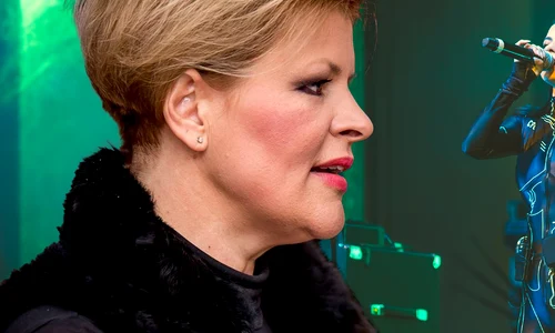 banner sanda ladoși inna png