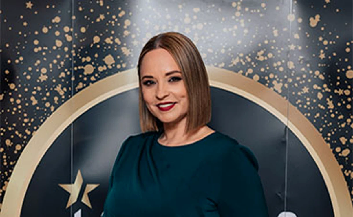 Andreea Marin, premiată pentru cartea ,,Nu există nu se poate”