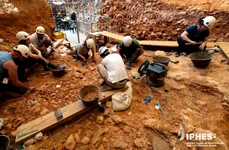 Săpături arheologice la Gran Dolina din Spania, unde cercetătorii au găsit dovezi de canibalism la adulții de Homo antecessor (© Maria D. Guillén / IPHES-CERCA)