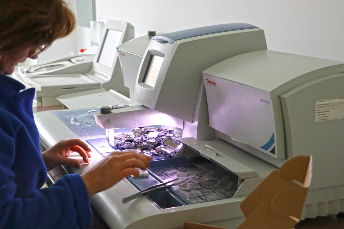 Noua clădire este dotată cu laboratoare moderne FOTO: CJ Galați