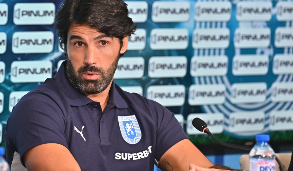 Numele-surpriză care ar putea prelua Universitatea Craiova după dezastrul din Europa League. Ar fi o lovitură de proporții