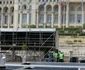 Ultimele pregătiri pentru mult aşteptatul concert din Piaţa Constituţiei de miercuri