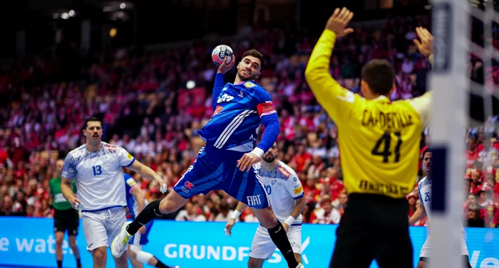 Franța a înscris non-stop în poarta Portugaliei. Foto EHF Euro