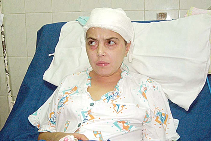 O fată a intrat în comă (FOTOGRAFII: Botosaneanul.ro)