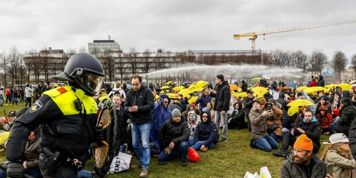 protest antirestrictii haga olanda 14 martie 2021 foto epa efe