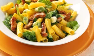 nudelsalat mit putenfleisch jpeg