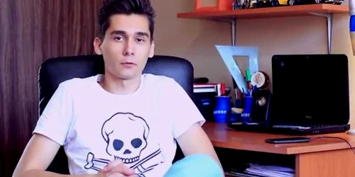 Rezultate BAC 2015 - un elev i-a întins mamei o farsă după proba orală la engleză