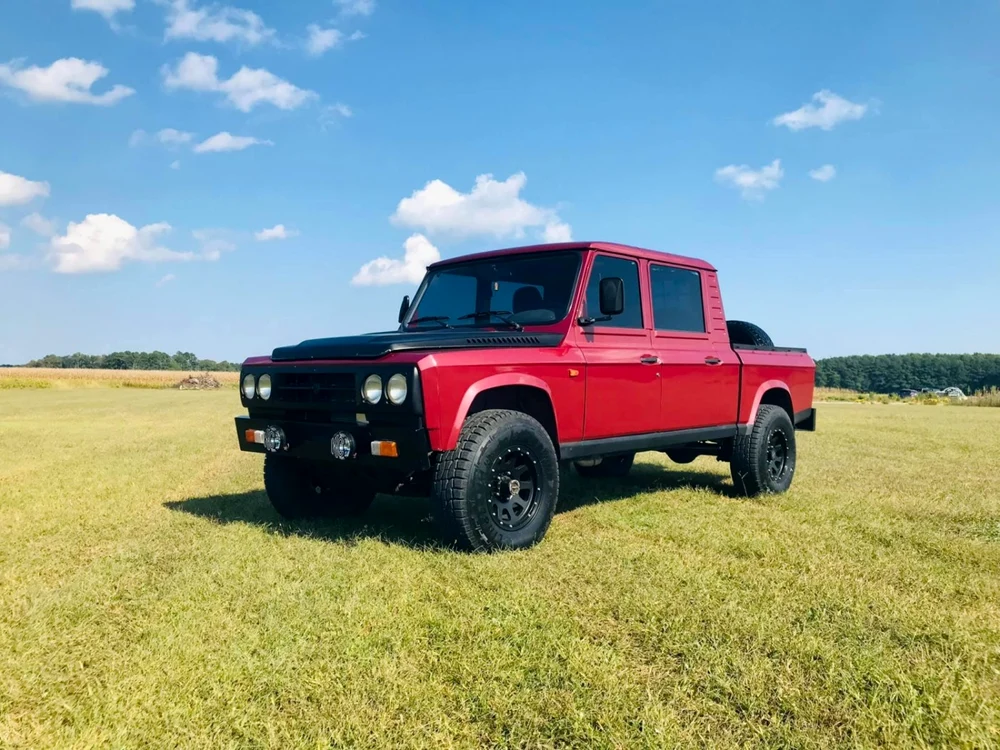 Prototipul ARO 324 deţinut de către Daniel Picu are 320 cai-putere FOTO: arhiva personală