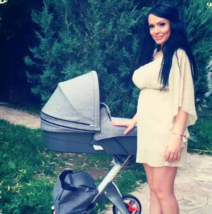 Andreea Mantea a ieşit cu micuţul David la plimbarefoto: arhiva personală