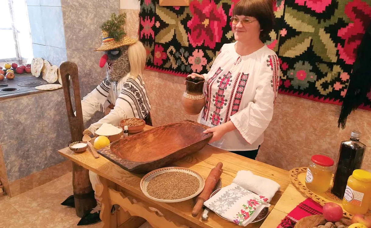 Sonica Apalaghiei păstrează tradiţiile satului botoşănean