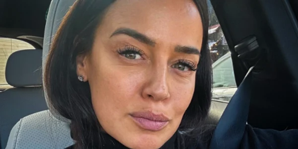 andreea raicu insta png