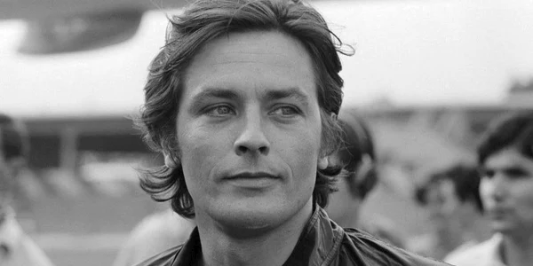 Viața și iubirile lui Alain Delon, rebelul cinematografiei franceze jpeg