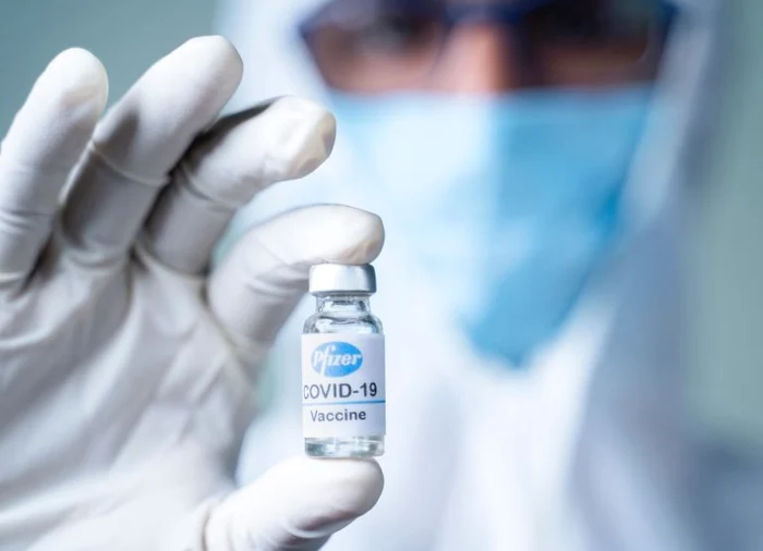 
    A patra tranșă de vaccin împotriva coronavirusului a ajuns în 11 ianuarie în Româniafoto: Shutterstock  