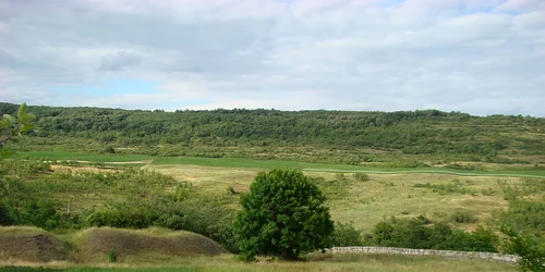 1280px Cetatea Dabaca (20) jfif