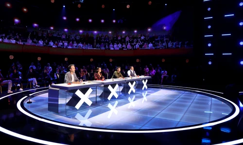 4 juriul romanii au talent 1 jpg jpeg
