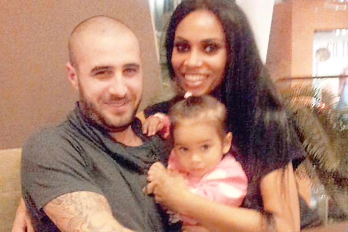 Laurette şi Mihai au fost cinci ani împreună şi au o fetiţă de 2 ani, Selena (FOTO: ARHIVA PERSONALĂ)