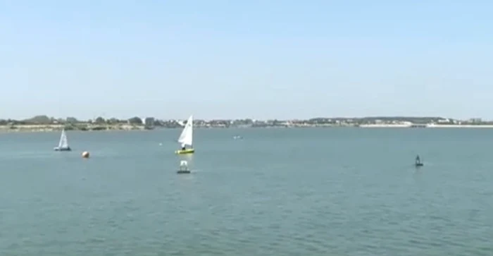 Spectacol aeronautic pe Lacul Morii, în BucureștiFoto captură/Digi 24