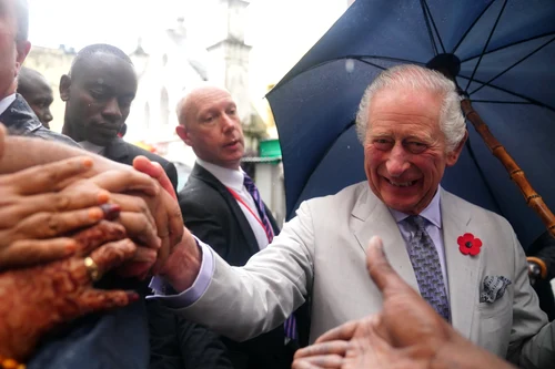 Regele Charles în Kenya. FOTO: Casa Regală