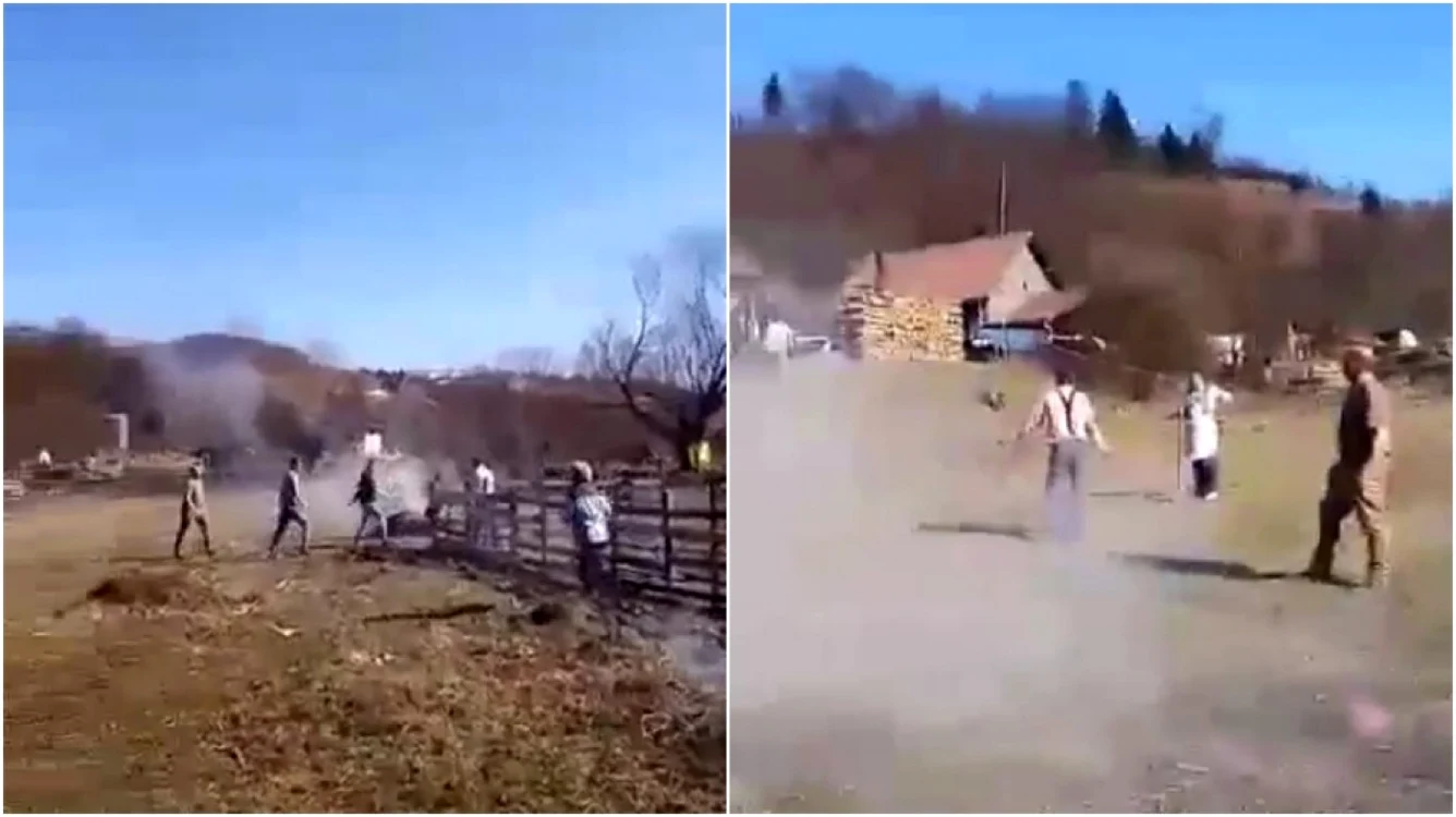 Oamenii s-au agresat cu bâte şi au utilizat chiar şi o drujbă. Foto: captura video Facebook