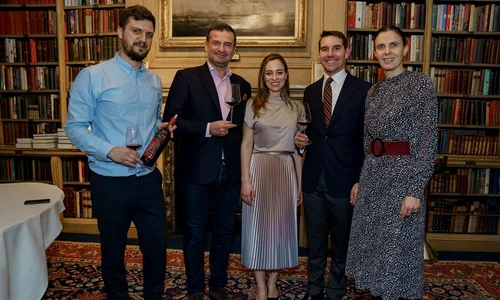 1 nicolae al romaniei alina maria binder seara de vinuri la travellers club in londra 2 jpg jpeg