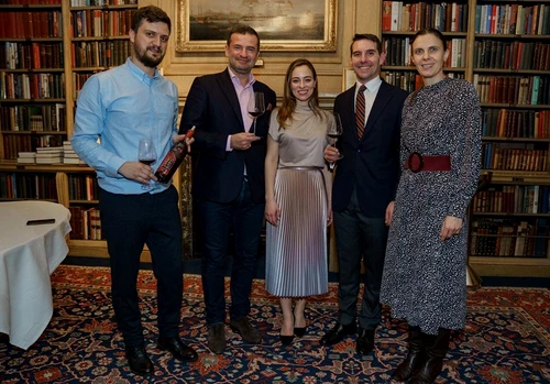 1 nicolae al romaniei alina maria binder seara de vinuri la travellers club in londra 2 jpg jpeg